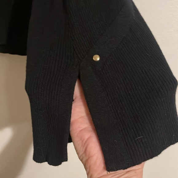 🌹GILLI RIBBED BELL SLEEVED SWEATER - Picture 4 of 8